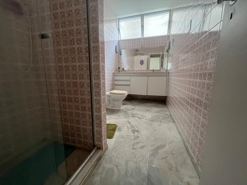 APARTAMENTO 3 QUARTOS 2 SANITÁRIOS SOCIAIS DEPENDÊNCIA GARAGEM À VENDA NA GRAÇA! Av Euclides da Cunha Salvador - 
