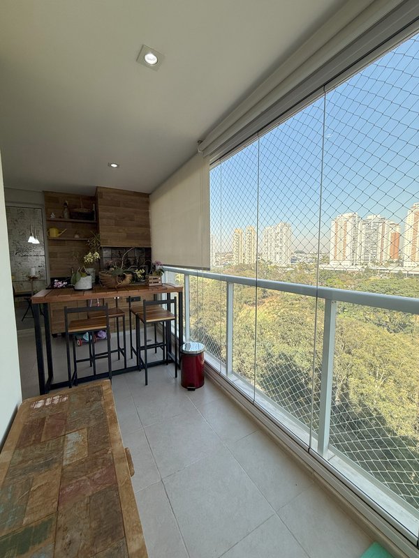 APTO 170M² 3 SUITES 3 VAGAS FORTE DO GOLF VILA SÃO FRANCISCO Rua Doutor Paulo Ferraz da Costa Aguiar Osasco - 