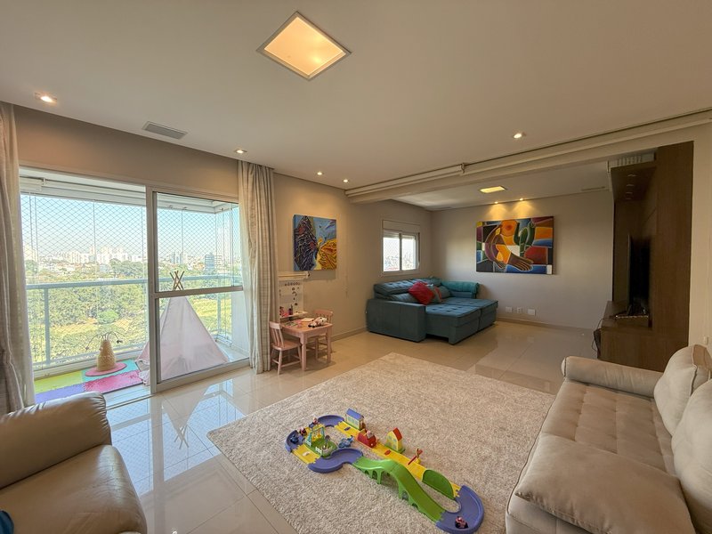 APTO 170M² 3 SUITES 3 VAGAS FORTE DO GOLF VILA SÃO FRANCISCO Rua Doutor Paulo Ferraz da Costa Aguiar Osasco - 