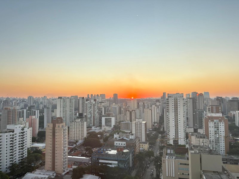 COBERTURA MOBILIADA + RÉPLICA DA F1 LOTUS AO LADO DO PARQUE DO IBIRAPUERA NA VILA OLÍMPIA Rua Casa do Ator São Paulo - 