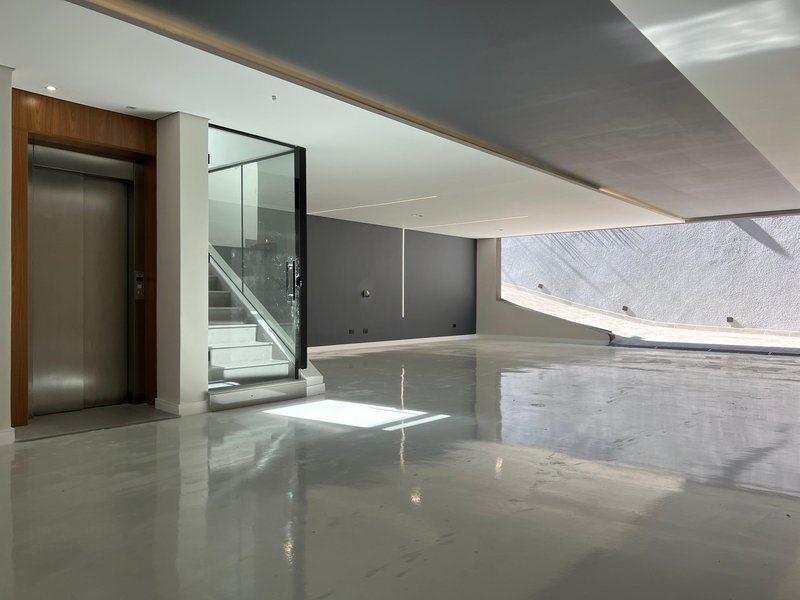 MANSÃO DE LUXO IMPECÁVEL NO CORAÇÃO DO ALPHAVILLE 1 Alameda Mamoré Barueri - 