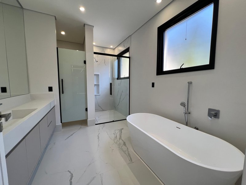 MANSÃO DE LUXO IMPECÁVEL NO CORAÇÃO DO ALPHAVILLE 1 Alameda Mamoré Barueri - 