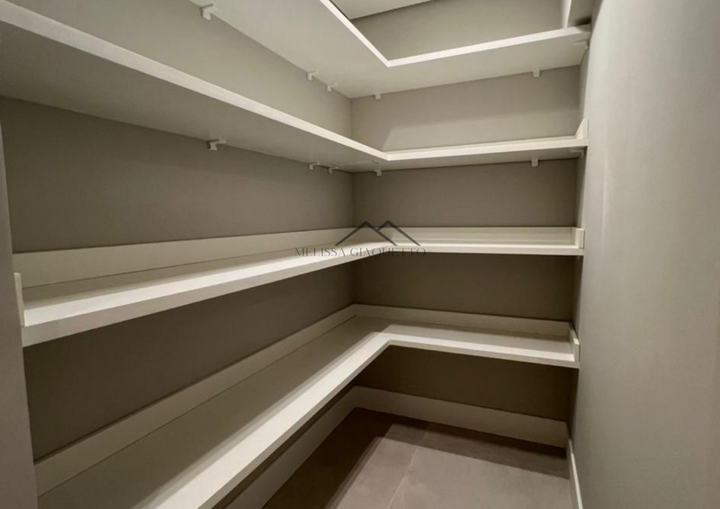 Edif&iacute;cio Chateau - Porteira Fechada Avenida Cauaxi Barueri - 