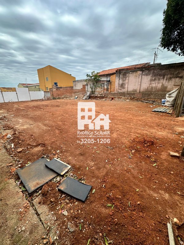 Terreno Comercial à Venda Juvenal de Campos- CENTRO – Localização Privilegiada! 🌟  Tatuí - 