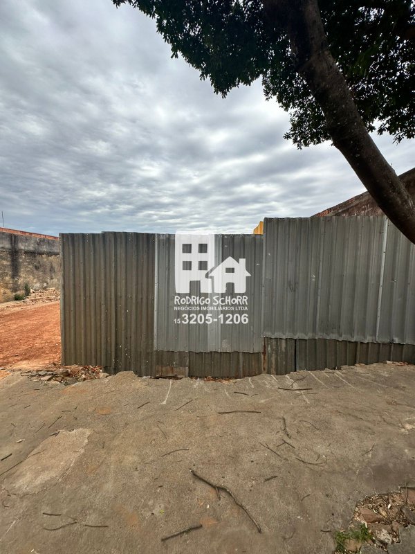 Terreno Comercial à Venda Juvenal de Campos- CENTRO – Localização Privilegiada! 🌟  Tatuí - 