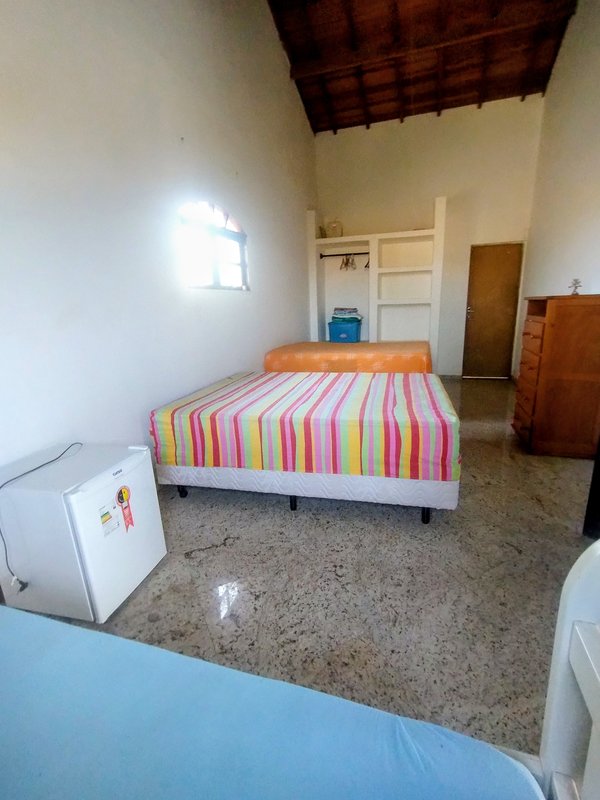 Ótima chácara pé na água à venda na Fazenda São Pedro  Igaratá - 
