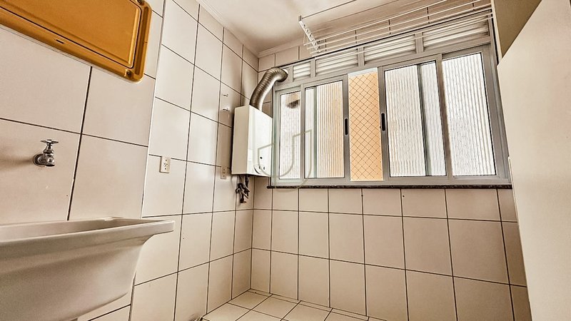 Apartamento com 2 Suítes no Condomínio Residencial Paloma Rua do Aruana São José dos Campos - 