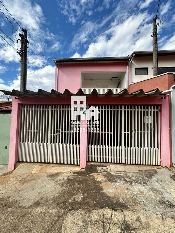 Sobrado com 3 suítes no bairro Santa Emília à Venda - Excelente Oportunidade de Compra  Tatuí - 