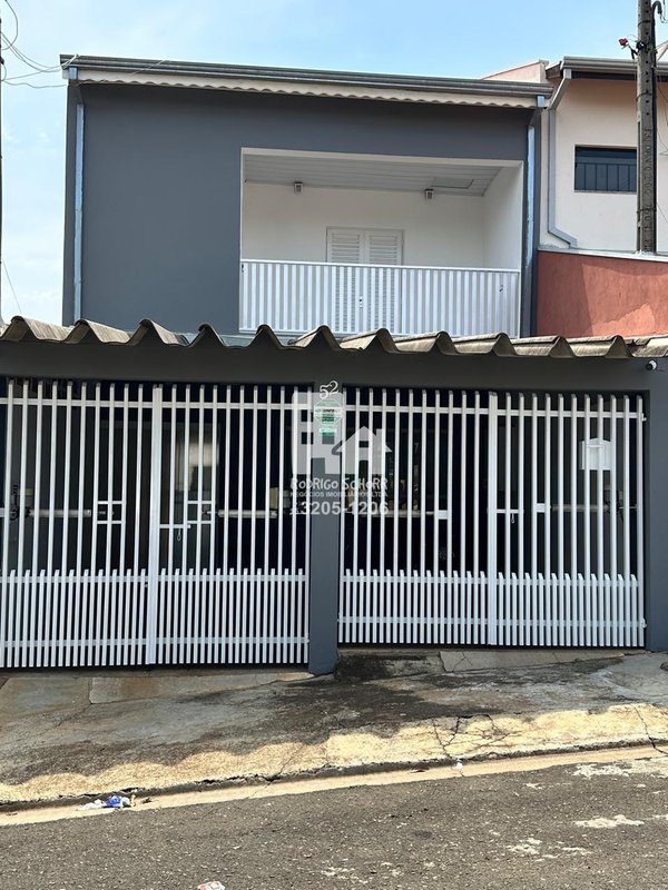 Sobrado com 3 suítes no bairro Santa Emília à Venda - Excelente Oportunidade de Compra  Tatuí - 