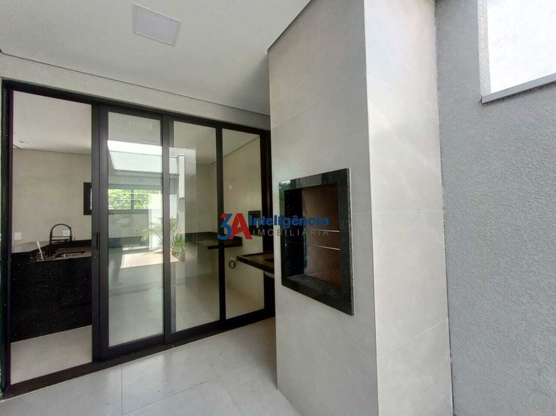 CASA COND. VILLAGIO IPANEMA I – SOROCABA  Sorocaba - 