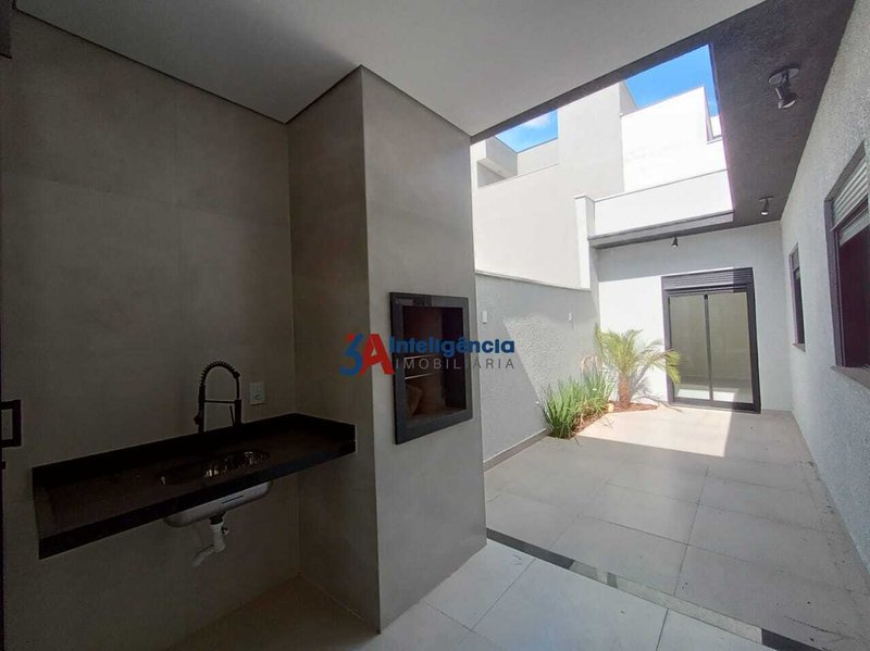 CASA COND. VILLAGIO IPANEMA I – SOROCABA  Sorocaba - 