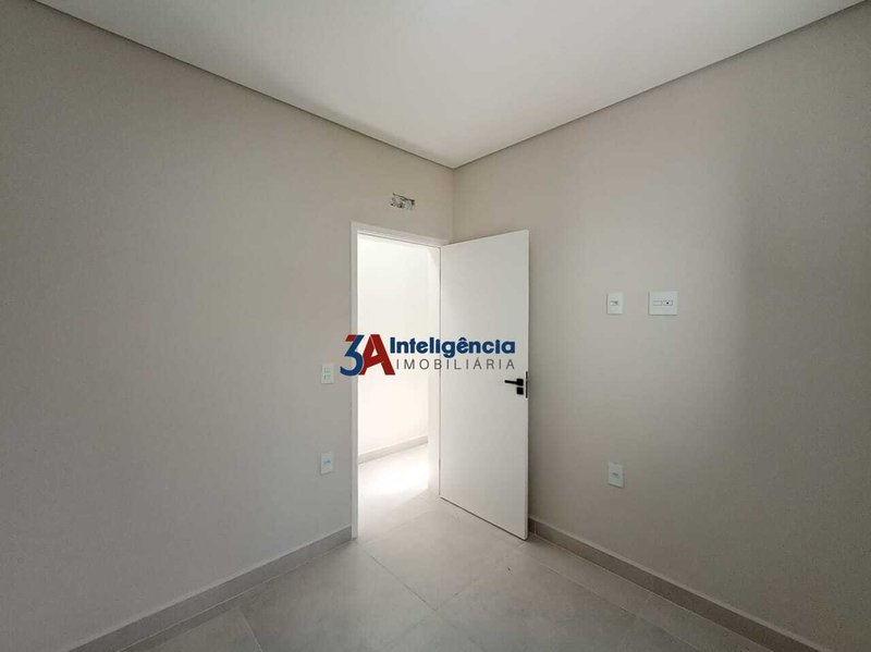CASA COND. VILLAGIO IPANEMA I – SOROCABA  Sorocaba - 