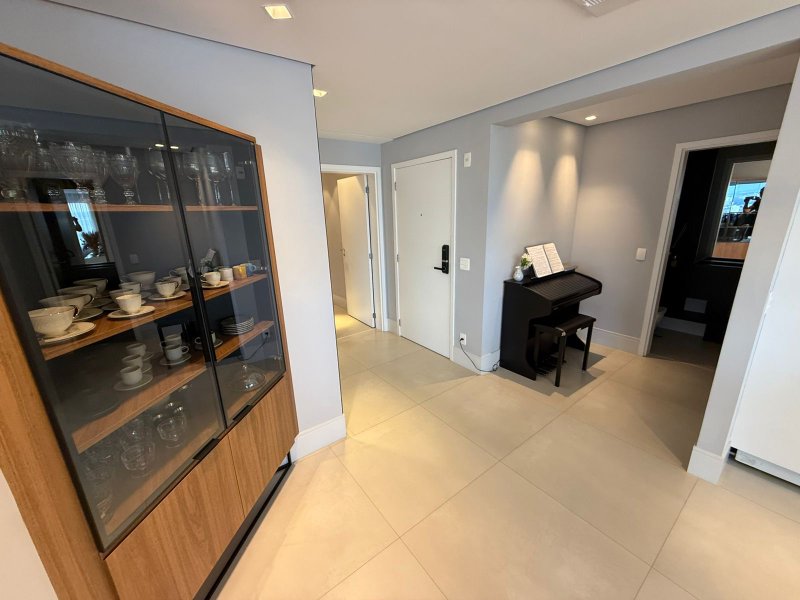 APARTAMENTO DE LUXO – UNIQUE ALTA VISTA | JUNDIAÍ Avenida Nove de Julho Jundiaí - 