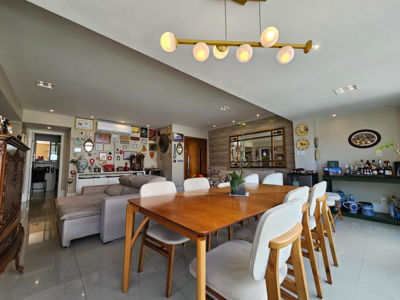 APARTAMENTO ALTO PADRÃO 3 SUÍTES LIVING LAVABO DEPENDÊNCIA 4GARAGENS À VENDA NA GRAÇA! Alameda Capimirim Salvador - 