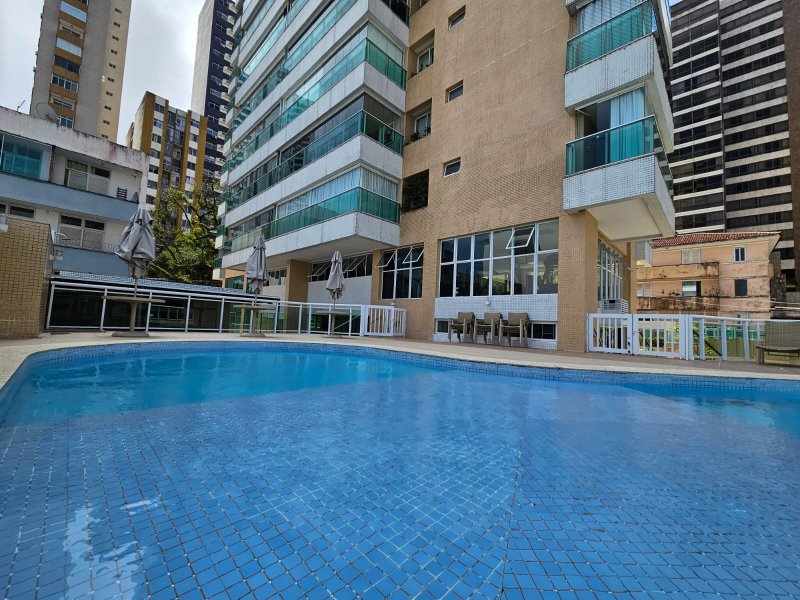 APARTAMENTO ALTO PADRÃO 3 SUÍTES LIVING LAVABO DEPENDÊNCIA 4GARAGENS À VENDA NA GRAÇA! Alameda Capimirim Salvador - 