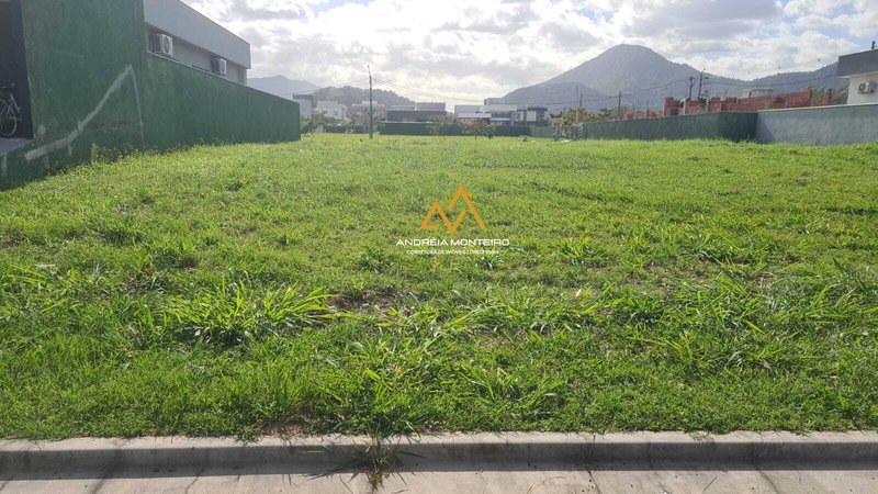 Terreno  425m2 à venda por R$190.000,00 (Cond. Alphaville I) Rodovia Ernani Do Amaral Peixoto, Nº S/N - Km 15.5 Maricá - 