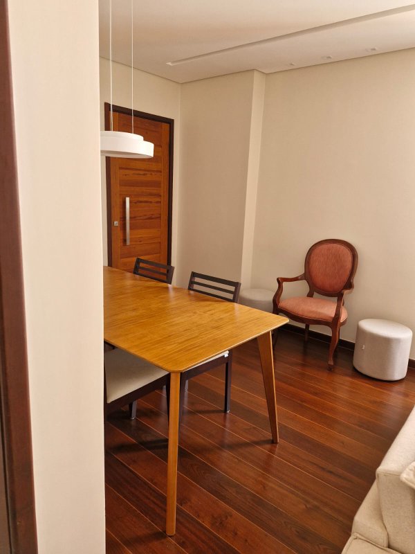 APARTAMENTO NASCENTE 2 QUARTOS DEPENDÊNCIA GARAGEM À VENDA NA GRAÇA! Rua Santa Rita de Cássia Salvador - 