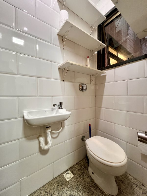 Apartamento de localização privilegiada na Praia do Pepê  Rio de Janeiro - 