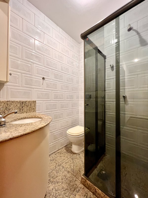 Apartamento de localização privilegiada na Praia do Pepê  Rio de Janeiro - 