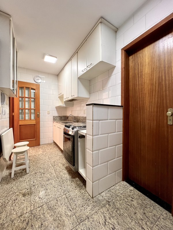 Apartamento de localização privilegiada na Praia do Pepê  Rio de Janeiro - 