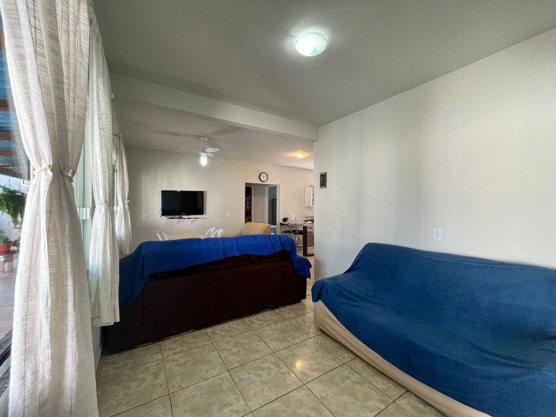 CASA 4 QUARTOS PARA LOCAÇÃO imigrantes São Francisco do Sul - 