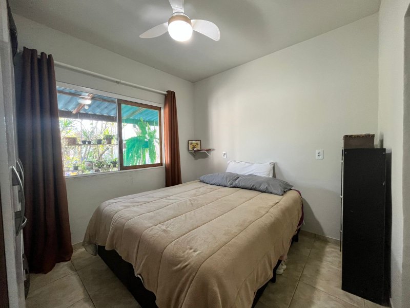 CASA 4 QUARTOS PARA LOCAÇÃO imigrantes São Francisco do Sul - 