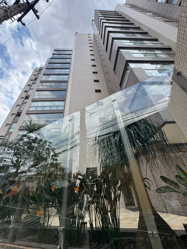 Apartamento no Jardim do Mar Edificio Palacium 165m2 - 03 suítes - 03 vagas  São Bernardo do Campo - 