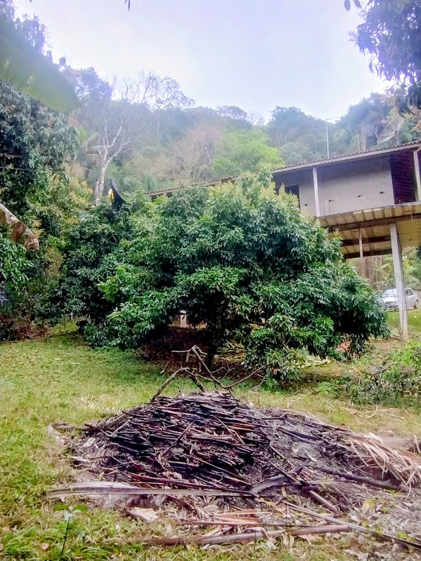 Chácara pé na água à venda no Parque Alpina  Igaratá - 