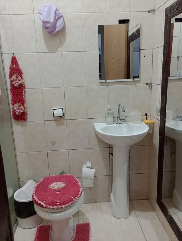 🏠 Casa para Locação – Praia Grande/SP – Vila Tupi Rua Martins Fontes Praia Grande - 