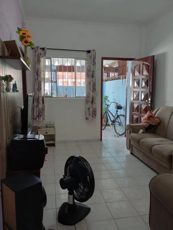 🏠 Casa para Locação – Praia Grande/SP – Vila Tupi Rua Martins Fontes Praia Grande - 