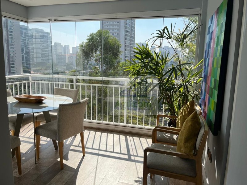 APARTAMENTO À VENDA NO BROOKLIN COM 2 DORMITÓRIOS E 1 VAGA DE GARAGEM Avenida Portugal São Paulo - 