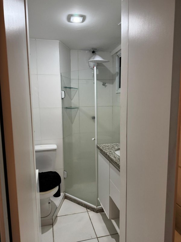 APARTAMENTO VISTA MAR QUARTO SALA VARANDA ÁREA DE SERVIÇO GARAGEM LOCAÇÃO NA BARRA!! Rua da Palmeira Salvador - 