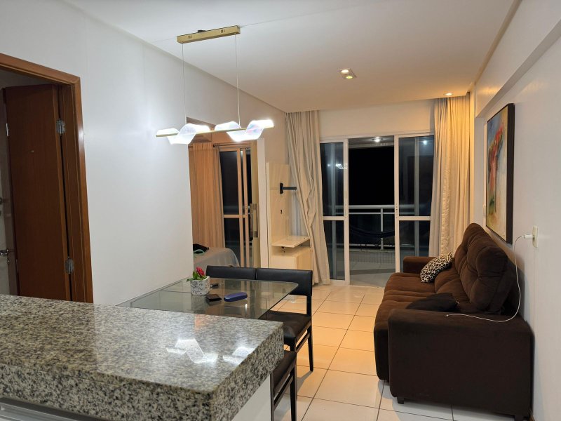 APARTAMENTO VISTA MAR QUARTO SALA VARANDA ÁREA DE SERVIÇO GARAGEM LOCAÇÃO NA BARRA!! Rua da Palmeira Salvador - 