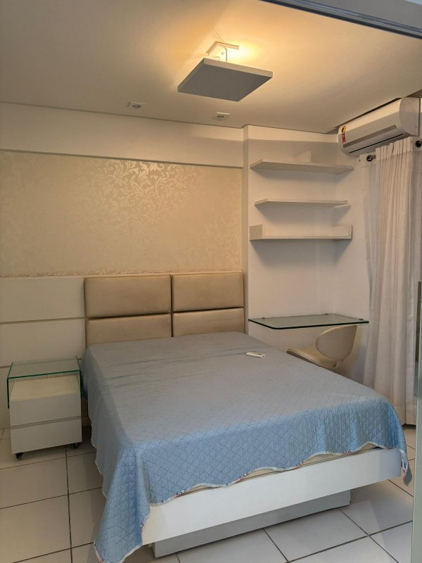 APARTAMENTO VISTA MAR QUARTO SALA VARANDA ÁREA DE SERVIÇO GARAGEM LOCAÇÃO NA BARRA!! Rua da Palmeira Salvador - 