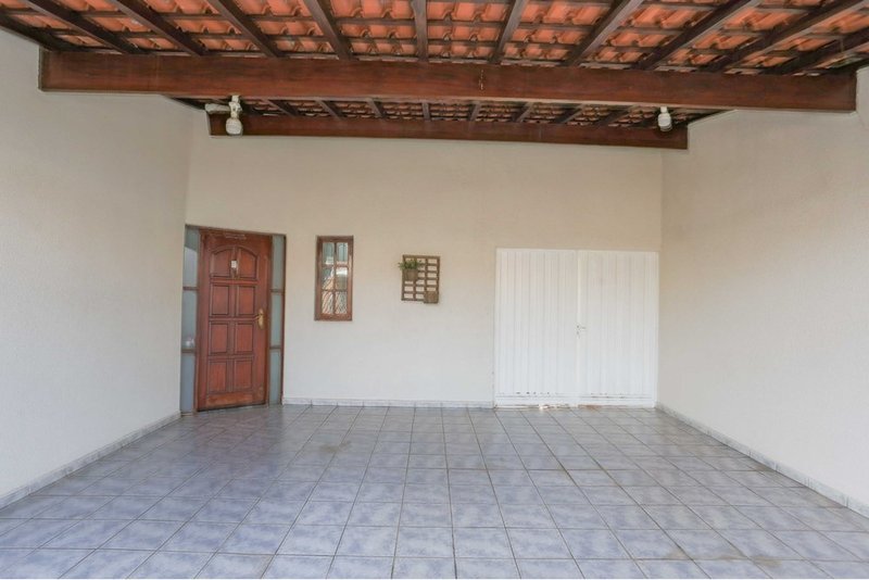 Casa à venda, 300m - R$ 570.000 - 3 Dorms. 1 suíte - 5 Vagas - Àrea Gourmet - Sorocaba SP Alameda Augusto Severo Sorocaba - 