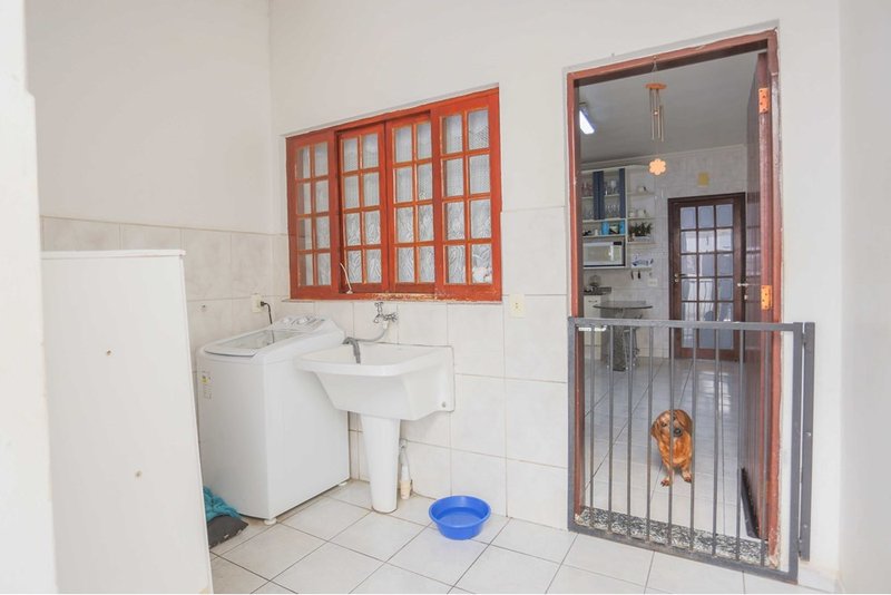 Casa à venda, 300m - R$ 570.000 - 3 Dorms. 1 suíte - 5 Vagas - Àrea Gourmet - Sorocaba SP Alameda Augusto Severo Sorocaba - 