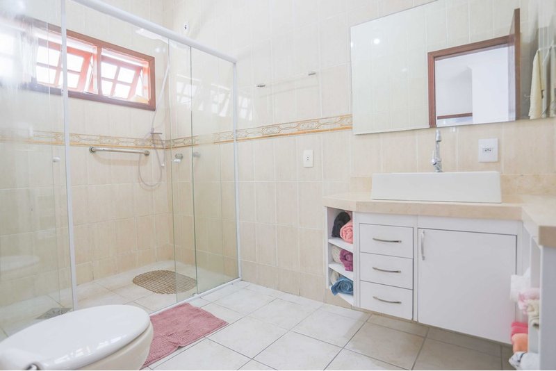 Casa à venda, 300m - R$ 570.000 - 3 Dorms. 1 suíte - 5 Vagas - Àrea Gourmet - Sorocaba SP Alameda Augusto Severo Sorocaba - 