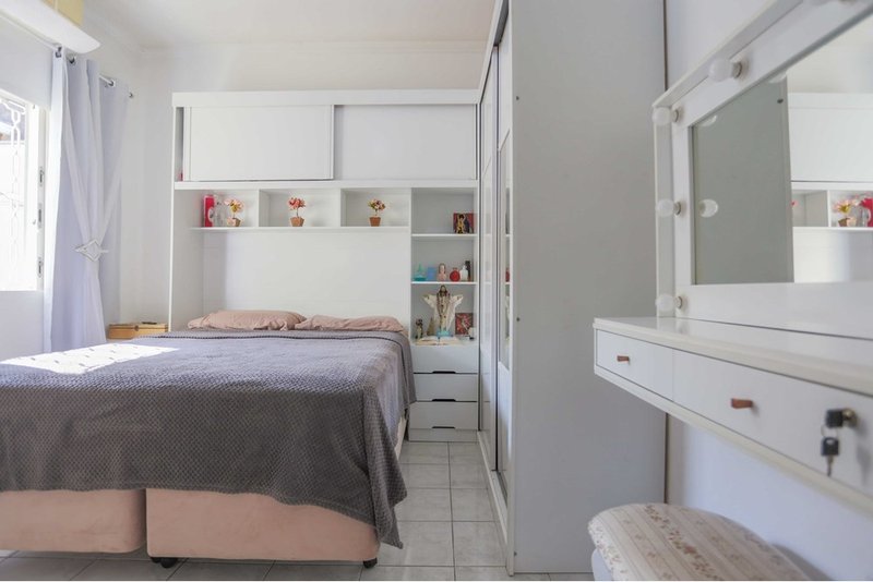 Casa à venda, 300m - R$ 570.000 - 3 Dorms. 1 suíte - 5 Vagas - Àrea Gourmet - Sorocaba SP Alameda Augusto Severo Sorocaba - 