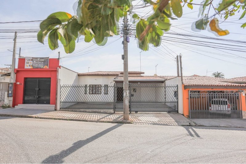 Casa à venda, 300m - R$ 570.000 - 3 Dorms. 1 suíte - 5 Vagas - Àrea Gourmet - Sorocaba SP Alameda Augusto Severo Sorocaba - 