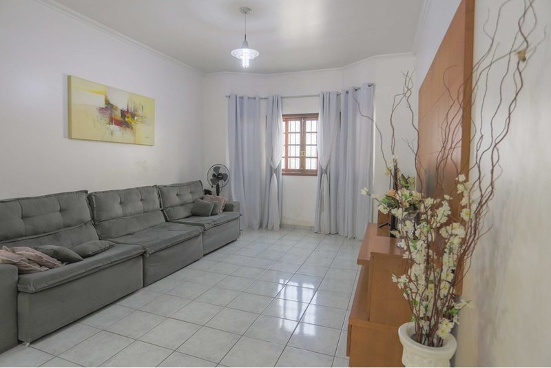 Casa à venda, 300m - R$ 570.000 - 3 Dorms. 1 suíte - 5 Vagas - Àrea Gourmet - Sorocaba SP Alameda Augusto Severo Sorocaba - 