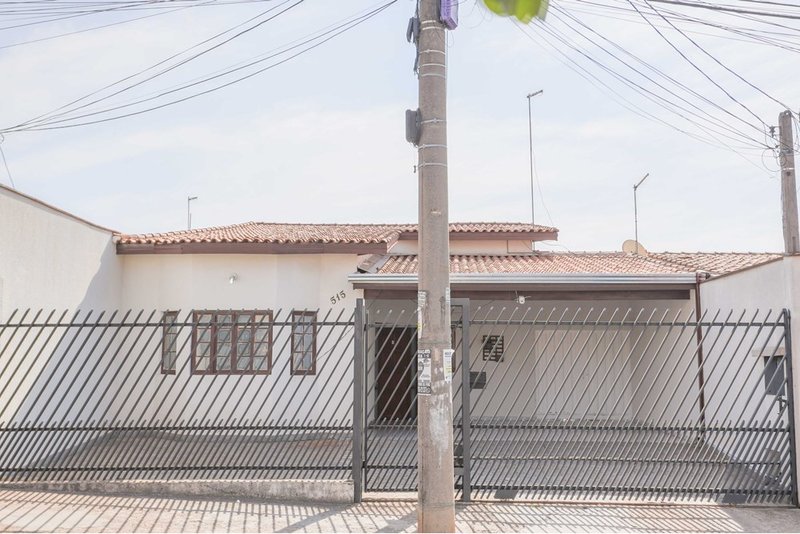 Casa à venda, 300m - R$ 570.000 - 3 Dorms. 1 suíte - 5 Vagas - Àrea Gourmet - Sorocaba SP Alameda Augusto Severo Sorocaba - 