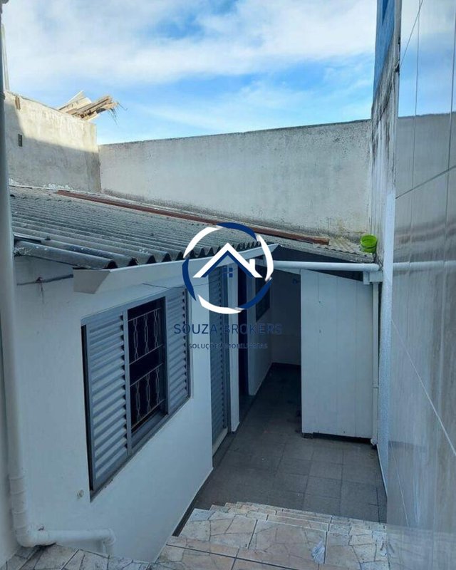 Linda casa de 143m² na Vila Palmares em Santo André  Santo André - 