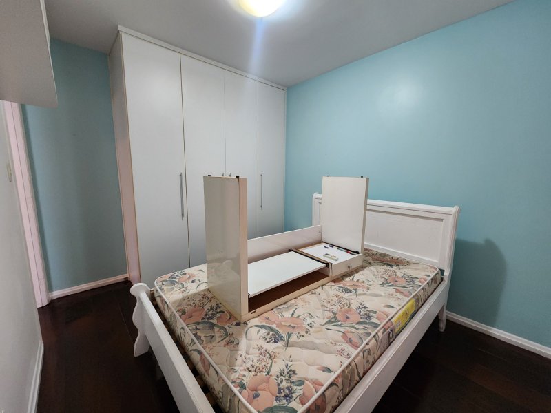 APARTAMENTO NASCENTE 2 SUÍTES DEPENDÊNCIA ÁREA DE SERVIÇO GARAGEM À VENDA NA GRAÇA! Rua Humberto de Campos Salvador - 
