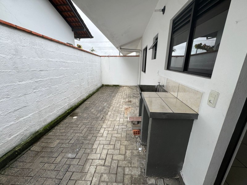 Casa geminada no Padre Martinho Stein  Timbó - 