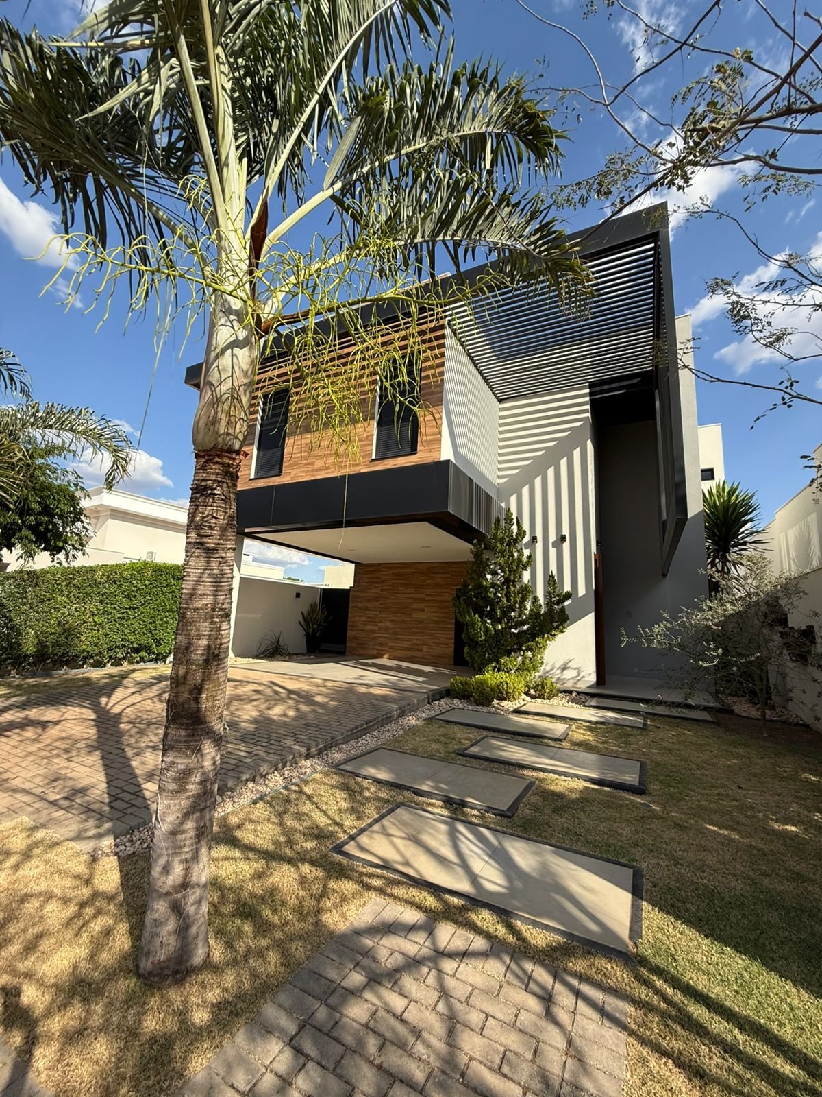 Sobrado à venda com 4 quartos, 320m² - Foto 17