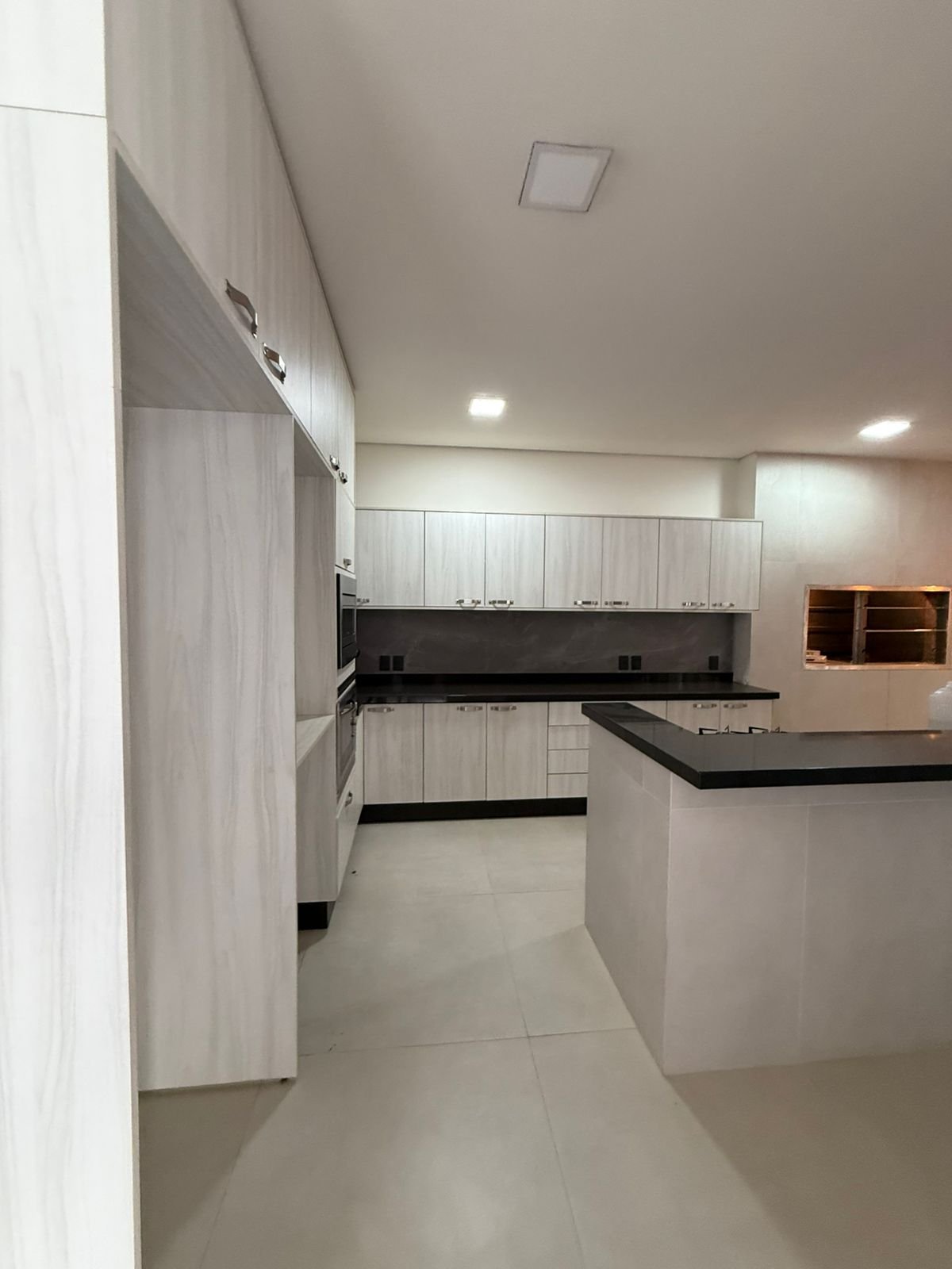 Sobrado à venda com 4 quartos, 320m² - Foto 3