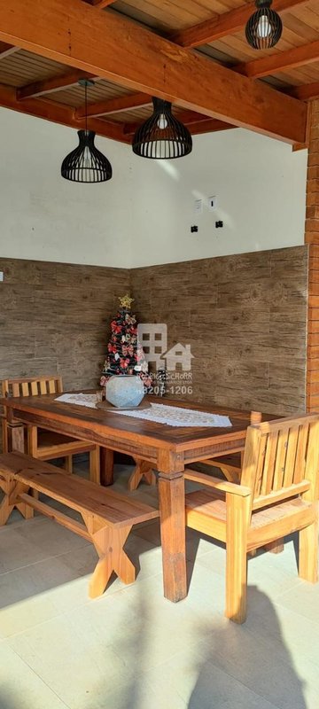 🚨 OPORTUNIDADE IMPERDÍVEL - Casa estilo chácara Bairro Bela Vista - MARAVILHOSA  Tatuí - 