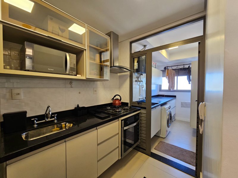 APARTAMENTO À VENDA - 71m² - 2 QUARTOS - 2 VAGAS - MOBILIADO Rua Anhangüera São Paulo - 