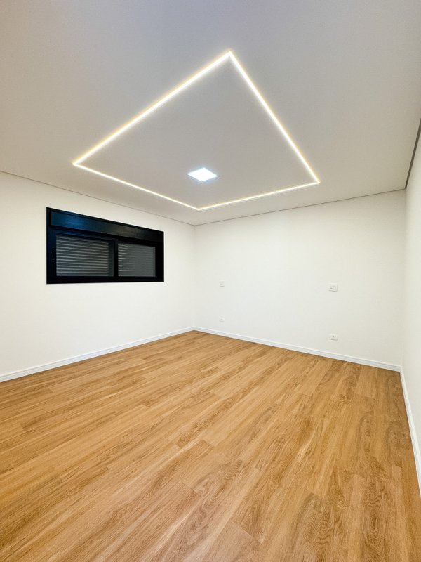 Residência Exclusiva no Arujá 5 Av. Benedito Manoel dos Santos Arujá - 