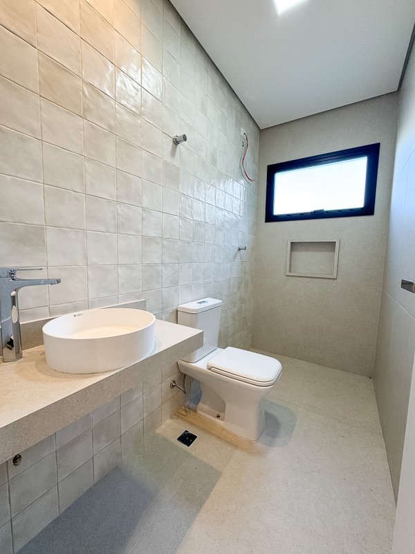Residência Exclusiva no Arujá 5 Av. Benedito Manoel dos Santos Arujá - 